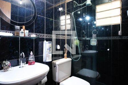 Casa à venda com 158m², 3 quartos e 2 vagasBanheiro