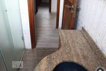 Casa à venda com 298m², 4 quartos e 2 vagasBanheiro 2