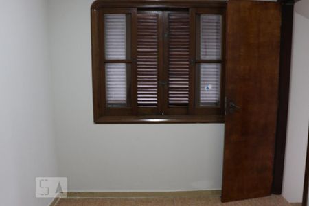 Casa à venda com 298m², 4 quartos e 2 vagasQuarto de Serviço