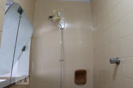 Casa à venda com 298m², 4 quartos e 2 vagasBanheiro de Serviço