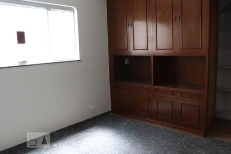 Casa à venda com 298m², 4 quartos e 2 vagasDespensa