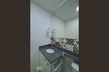 Banheiro de apartamento para alugar com 2 quartos, 55m² em Vila Mariana, São Paulo