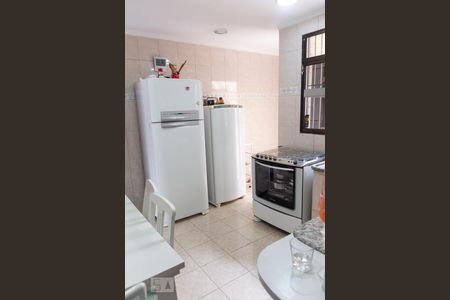 Casa à venda com 200m², 3 quartos e 3 vagasCozinha