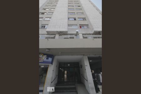 Apartamento para alugar com 64m², 1 quarto e sem vagaFachada