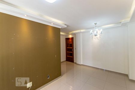 Sala de Apartamento com 2 quartos, 68m² Fonseca