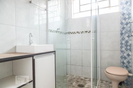 Casa para alugar com 100m², 2 quartos e 1 vaga Casa para alugar com 100m², 2 quartos e 1 vagaBanheiro