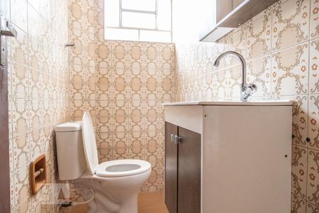 Lavabo de casa para alugar com 2 quartos, 100m² em Itaquera, São Paulo