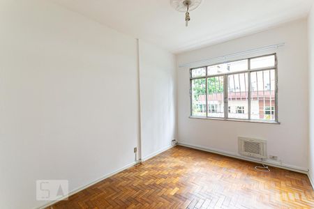Quarto 2 de apartamento para alugar com 3 quartos, 105m² em Icaraí, Niterói