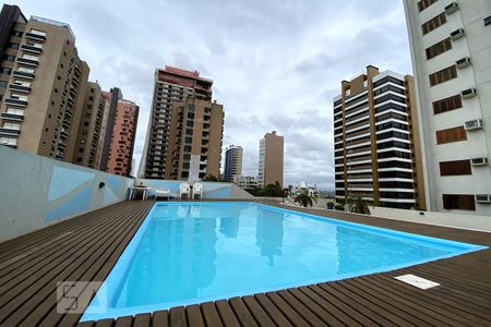 Apartamento para alugar com 129m², 4 quartos e sem vagaÁrea comum - Piscina