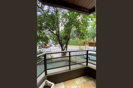 Apartamento para alugar com 129m², 4 quartos e sem vagaSacada da Suíte 2