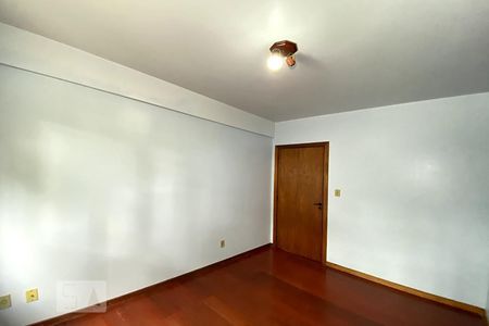 Apartamento para alugar com 129m², 4 quartos e sem vagaSuíte 1