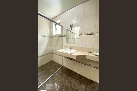 Apartamento para alugar com 129m², 4 quartos e sem vagaPia do Banheiro da Suíte 2