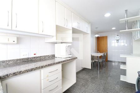 Apartamento à venda com 174m², 4 quartos e 3 vagasCozinha