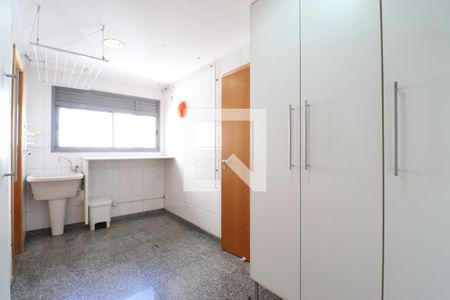 Apartamento à venda com 174m², 4 quartos e 3 vagasÁrea de Serviço
