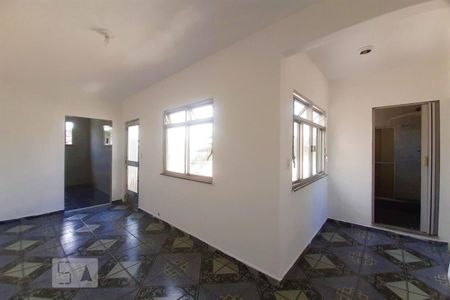 Sala de apartamento para alugar com 2 quartos, 50m² em Pilares, Rio de Janeiro
