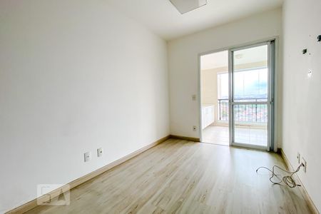 Sala de apartamento à venda com 2 quartos, 70m² em Jardim Piqueroby, São Paulo