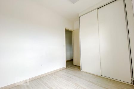 Quarto 01 de apartamento à venda com 2 quartos, 70m² em Jardim Piqueroby, São Paulo