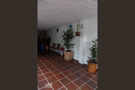 Casa à venda com 180m², 3 quartos e 2 vagasÁrea externa - Garagem