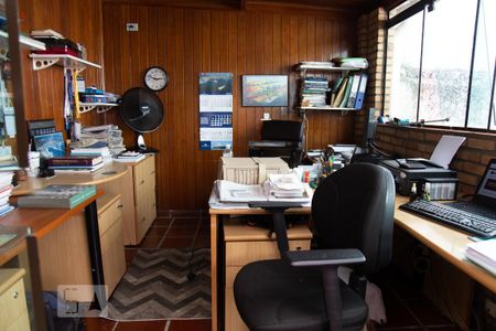 Casa à venda com 180m², 3 quartos e 2 vagasEscritório