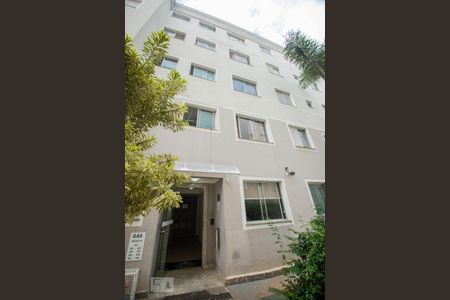 Apartamento à venda com 42m², 2 quartos e 1 vaga Apartamento à venda com 42m², 2 quartos e 1 vagafachada