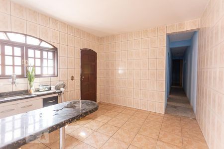 Casa à venda com 163m², 6 quartos e 4 vagasCozinha