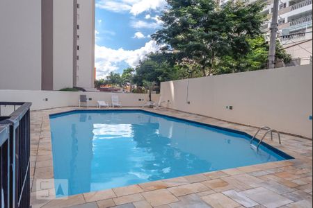 Apartamento à venda com 64m², 3 quartos e 1 vagaÁrea comum - Piscina
