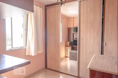 Apartamento à venda com 64m², 3 quartos e 1 vagaQuarto 2