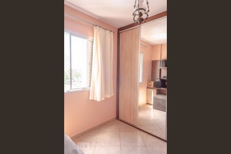 Apartamento à venda com 64m², 3 quartos e 1 vagaQuarto 2