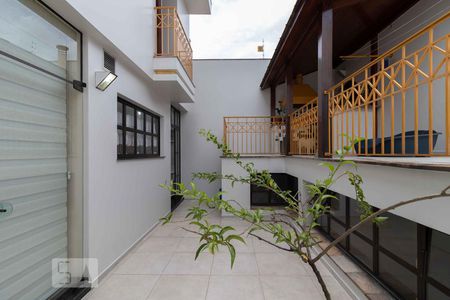 Casa à venda com 500m², 4 quartos e 6 vagas Casa à venda com 500m², 4 quartos e 6 vagasÁrea Externa