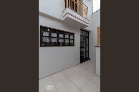 Casa à venda com 500m², 4 quartos e 6 vagas Casa à venda com 500m², 4 quartos e 6 vagasÁrea Externa