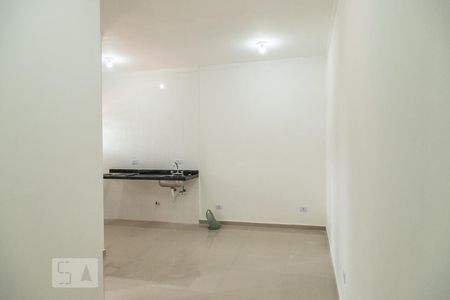 Sala de kitnet/studio para alugar com 1 quarto, 30m² em Vila Ponte Rasa, São Paulo