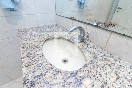 Apartamento à venda com 70m², 3 quartos e 2 vagas Apartamento à venda com 70m², 3 quartos e 2 vagasBanheiro