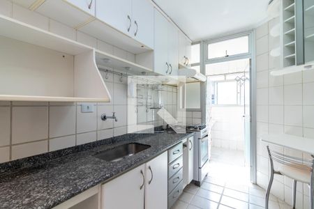 Apartamento à venda com 70m², 3 quartos e 2 vagas Apartamento à venda com 70m², 3 quartos e 2 vagasCozinha