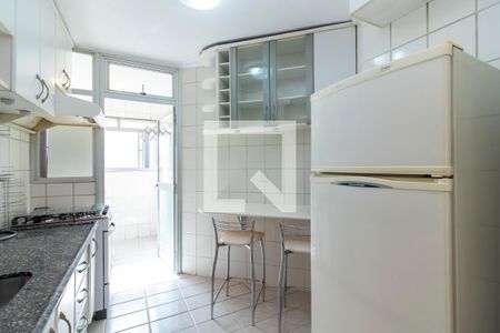 Apartamento à venda com 70m², 3 quartos e 2 vagas Apartamento à venda com 70m², 3 quartos e 2 vagasCozinha