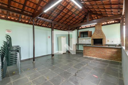 Apartamento à venda com 70m², 3 quartos e 2 vagas Apartamento à venda com 70m², 3 quartos e 2 vagasÁrea comum - Churrasqueira