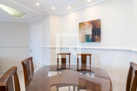 Apartamento à venda com 70m², 3 quartos e 2 vagas Apartamento à venda com 70m², 3 quartos e 2 vagasSala de Jantar