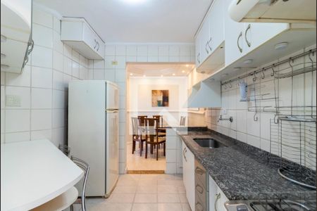 Apartamento à venda com 70m², 3 quartos e 2 vagas Apartamento à venda com 70m², 3 quartos e 2 vagasCozinha