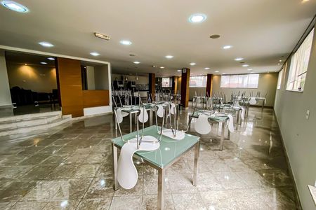 Apartamento à venda com 202m², 3 quartos e 3 vagasÁrea comum - Salão de festas