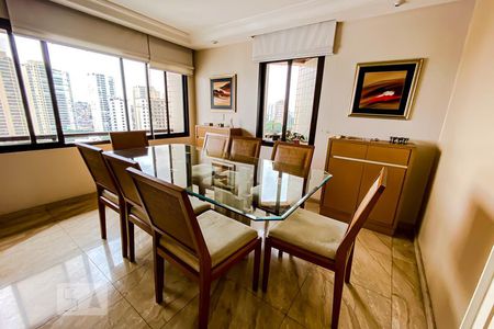 Apartamento à venda com 202m², 3 quartos e 3 vagasSala de Jantar