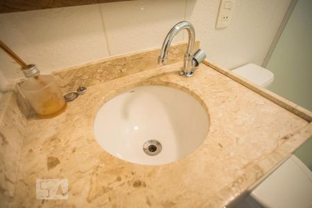 Apartamento à venda com 89m², 3 quartos e 2 vagasDetalhe do Banheiro 2