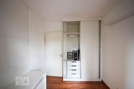 Apartamento à venda com 70m², 2 quartos e 1 vagaArmário do Quarto 2
