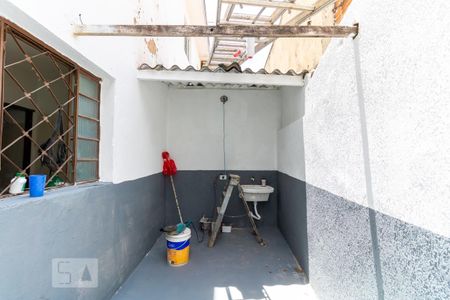 Área de Serviço de casa para alugar com 2 quartos, 60m² em Vila Medeiros, São Paulo