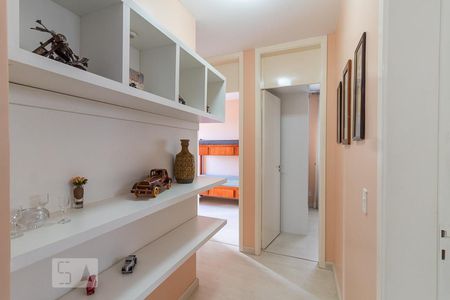 Sala de apartamento à venda com 3 quartos, 68m² em Humaitá, Porto Alegre
