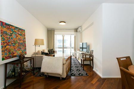 Sala de apartamento para alugar com 3 quartos, 110m² em Itaim Bibi, São Paulo
