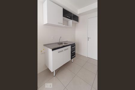 Cozinha e Área de Serviço de apartamento para alugar com 1 quarto, 28m² em Ferreira, São Paulo