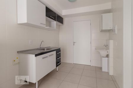 Cozinha e Área de Serviço de apartamento para alugar com 1 quarto, 28m² em Ferreira, São Paulo