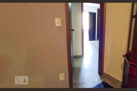 Corredor de apartamento para alugar com 4 quartos, 117m² em Pompéia, Santos