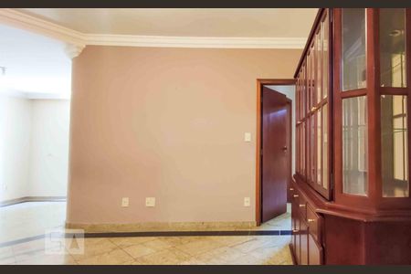 Sala de apartamento para alugar com 4 quartos, 117m² em Pompéia, Santos