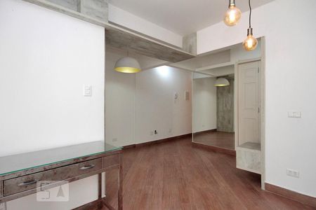 Sala / Cozinha de apartamento para alugar com 1 quarto, 44m² em Higienópolis, São Paulo