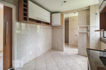 Apartamento à venda com 178m², 4 quartos e 2 vagasCozinha e Área de Serviço